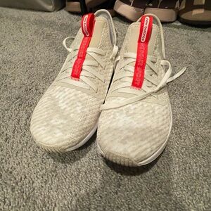 New Balance Beige Athletic Shoes size 9 never worn women’s not wide